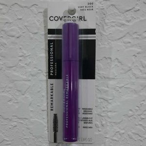 🟢 $ 5.00 COVERGIRL PROFESSIONAL MASCARA  VERY BLACK  # 200 WASHABLE